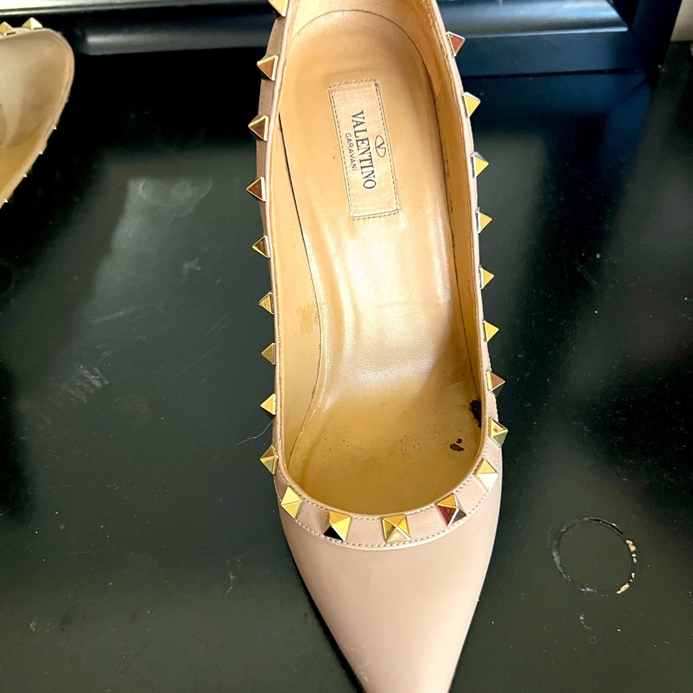 Valentino Women's Beige Studded Flats